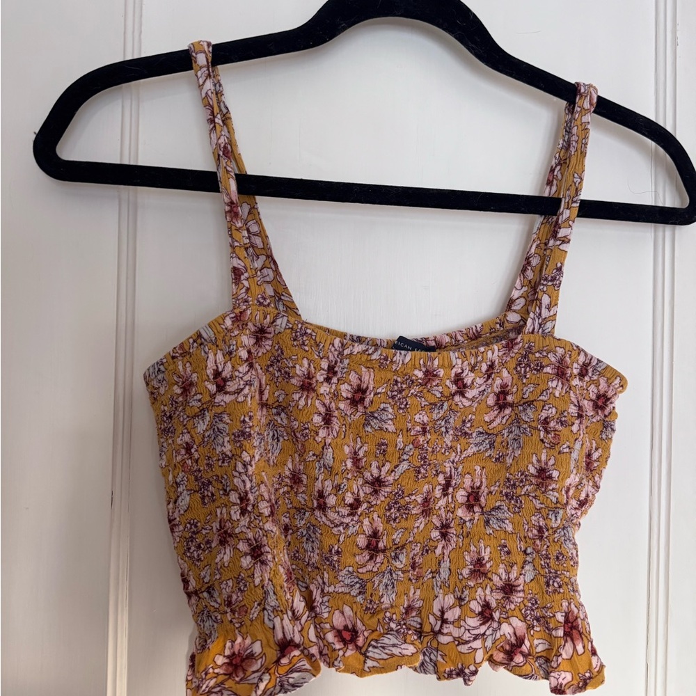 American Eagle Floral Yellow Crop Top Sz. M